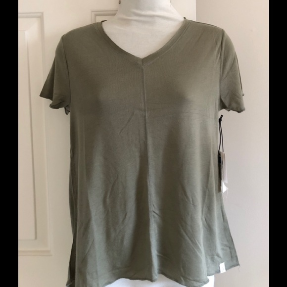 💥Treasure & Bond Little Girl’s Top💥 - Picture 1 of 3